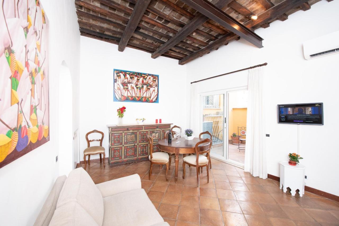 Stunning Campo De Fiori Apartment With Terrace ローマ エクステリア 写真